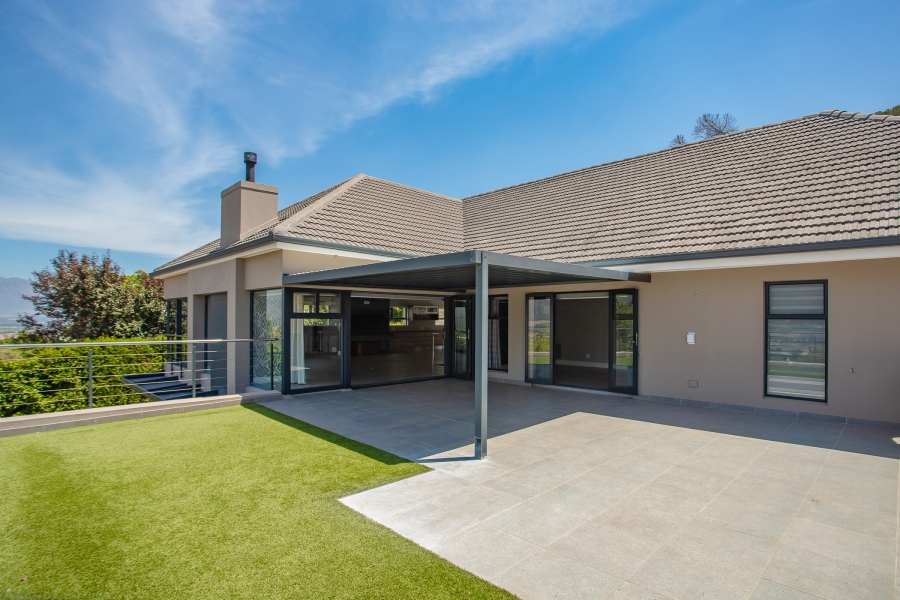 4 Bedroom Property for Sale in Courtrai Western Cape